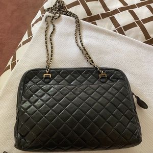 Chanel Vintage Black Medium Lambskin Camera